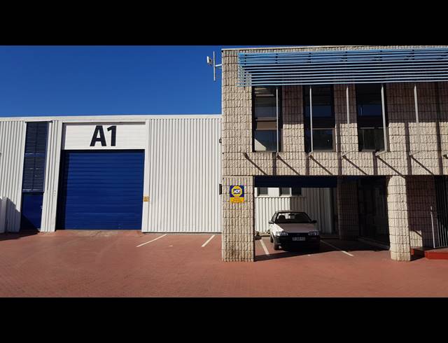 1,180M² FACTORY TO LET IN BELLVILLE CENTRAL